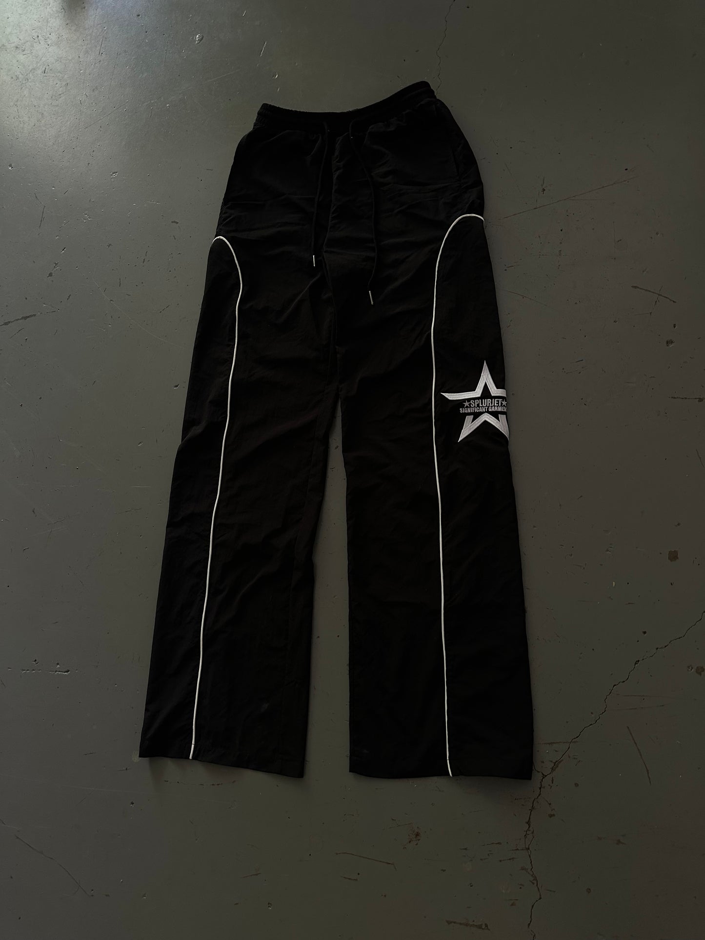 BLACK NYLON PANTS